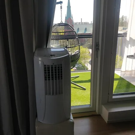 1 Bedroom With Views *